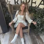 Julia Ayers - Facebook