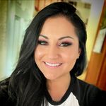 Julia Ballesteros - @jwelzzz - Instagram