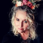 Julie Barfield - @barfijul - Instagram