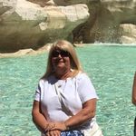 Julia Barone - @momes27 - Instagram