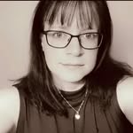 Julie Bartholomew - @julie.bart - Instagram