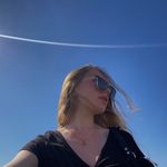 @julia.bolger - Instagram