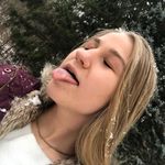Julia Bollinger - @juliaabollinger - Instagram