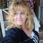 Julia Boots - Facebook