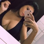 Julia Brito - @_juliabritt - Instagram