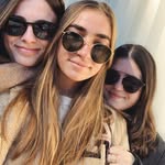 Julia Britt - @juliabrittt - Instagram