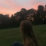 Julia Brumley - @juliabrum.0 - Instagram