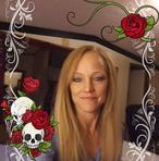Julia Bussell - Facebook
