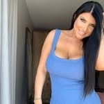 @juliacage365 - Instagram