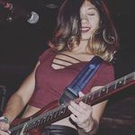 Julia Elyana Canales - @watchjulieplay - Instagram