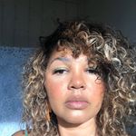 Julia Sutton - @julia.carruthers.stylist - Instagram
