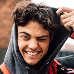 Julia+Casey+Keira💗💗x - @noahcentineoisbae13 - Instagram