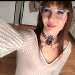 Julia Christmas - @lilybeans_mamma - Instagram