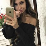 Julia Christmas - @jyliaro2017 - Instagram
