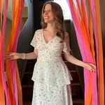 Julia - @julia.closet.cleanout7 - Instagram