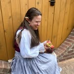 Julia Clow - @adorablydangerousqueen - Instagram