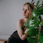 @julia__connell - Instagram