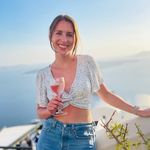 julia connelley - @juliaconnelley - Instagram