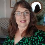 Julia Deacon - @julia.deacon.73 - Instagram