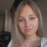 Julia - @juliadelaye.01 - Instagram