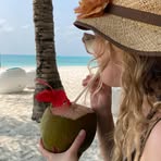 Julia Haag - Facebook