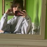 Julia Dill - @julesd48 - Instagram