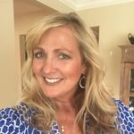 Julie Dobbs - @juliedobbs22 - Instagram