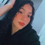 Julia - @julia.domingos.52438 - Instagram