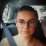 Julia Dubois - @julia.dubois.5876 - Instagram
