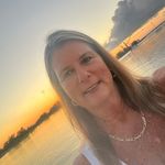 Julie Dunham - @julie_yacht_paralegal - Instagram