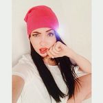 👇 Do you wanna be famous? 👇 - @julia__elder.2001 - Instagram