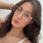 Julia Ely - @julia_elyy - Instagram