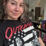 Julia Erwin - @lilbigdools - Instagram