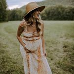 Julia Fields - @vtvibes - Instagram
