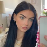 Julia Fleming - @juliaflmg - Instagram