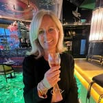 Julie Fogarty - @juliefogarty12 - Instagram