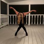 Julie Grenier - @julieg288 - Instagram