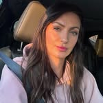 Julia Guess - @juliaguesss - Instagram