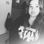 Julia Haggerty - @swag_12373 - Instagram