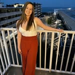 Julia Haggerty - @julia.haggerty - Instagram
