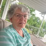 Julia Halstead - @juliahalstead46 - Instagram