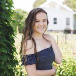 Julia Hawthorne - @juliahawthorne_ - Instagram