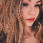 @juliahershey_ - Instagram