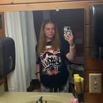 julia - @julia_hibbard05 - Instagram