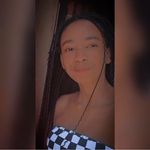 Julia Hillary - @julia.hillary.106 - Instagram