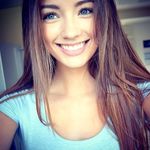 @juli.ahills - Instagram