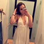 Julia Hills - @juliascloset01 - Instagram
