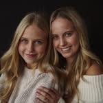 Julia den Hollander - @juliadenh - Instagram