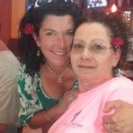 Julia Hollar - Facebook