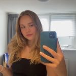 Julia - @juliaholterman_ - Instagram